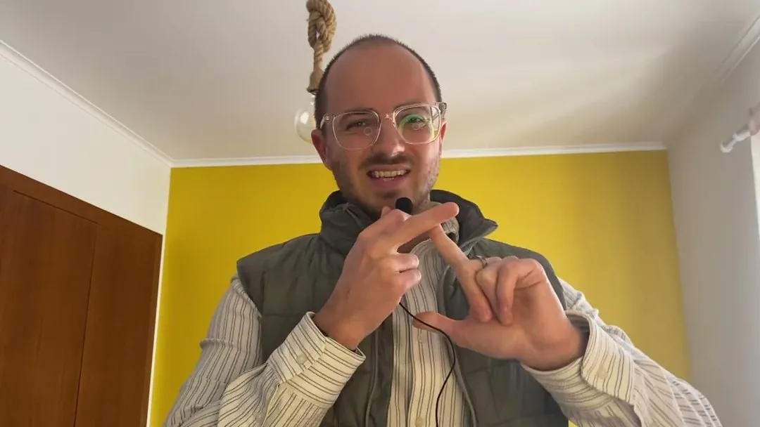Cedric Tim Thiele stellt den kostenlosen Ads-Call vor